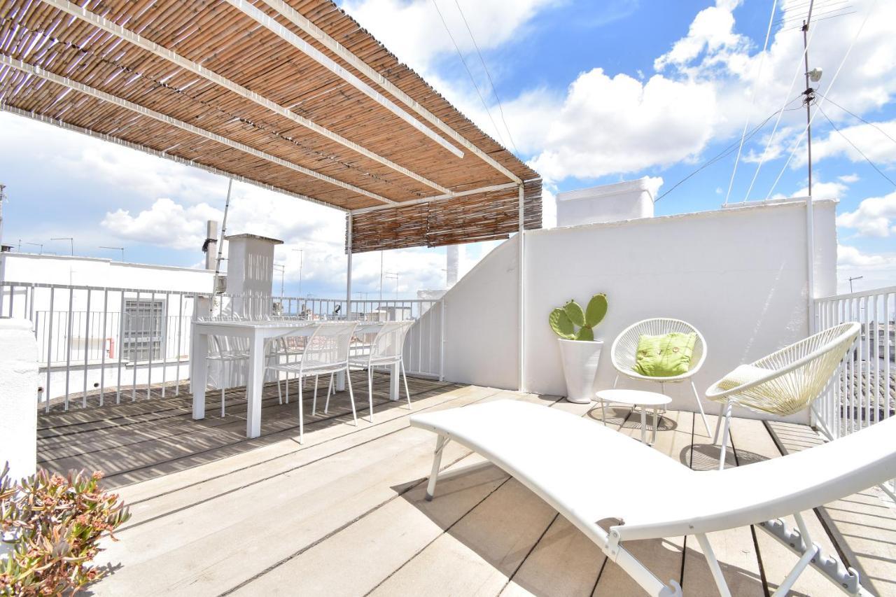 Mina'S Roof Apartment Terrace: Whit Sea View Чельє-Мессапіка Екстер'єр фото